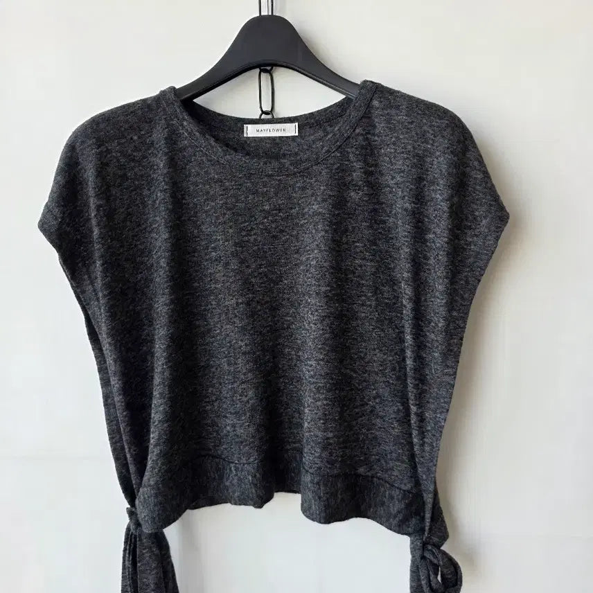 [SOLD OUT] 55-77)묶음 민소매 트임티셔츠/새제품