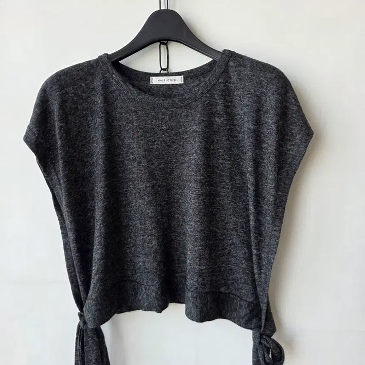 [SOLD OUT] 55-77)묶음 민소매 트임티셔츠/새제품