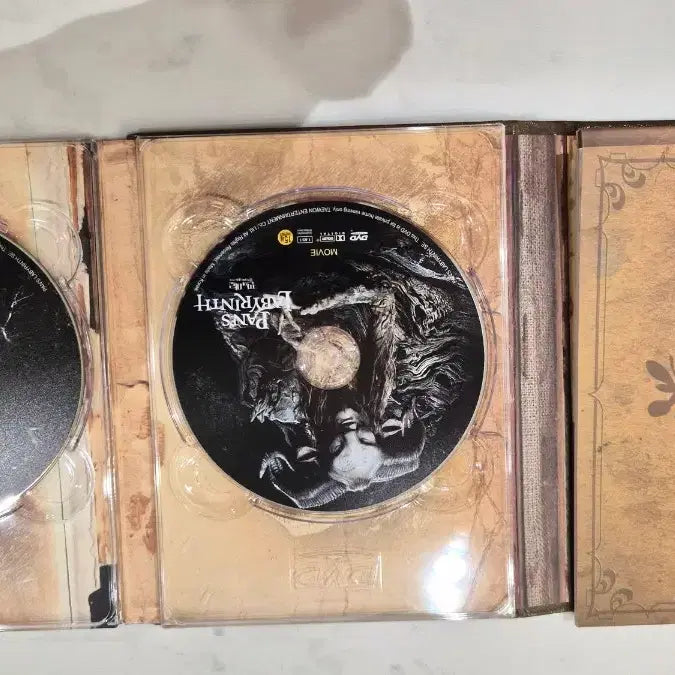 [SOLD OUT] 판의 미로 한정판 DVD 스틸북
