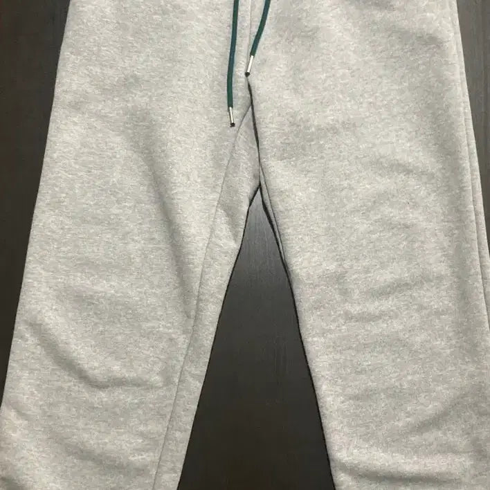 [BUNJANG] Sienne Walkman Sweatpants (Melange Gray) / 시엔느 워크맨 스웻팬츠 (Melange Gray)