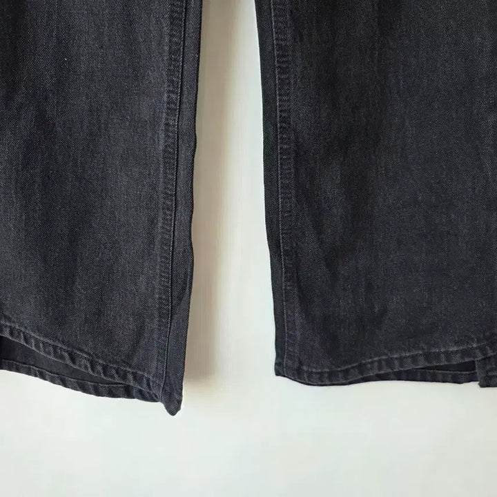 [SOLD OUT] S)블랙 부츠컷 데님 팬츠/새제품