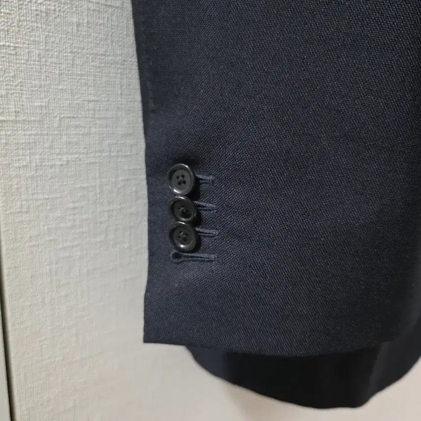 [SOLD OUT] 소버린 다크네이비 모헤어 수트