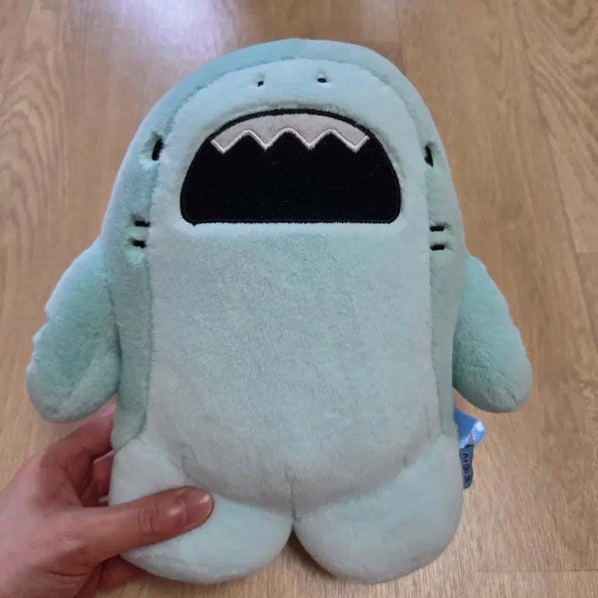 [BUNJANG] Samez Medium Mint Shark Plush Doll / 사메즈 인형 중형 민트색 새상품
