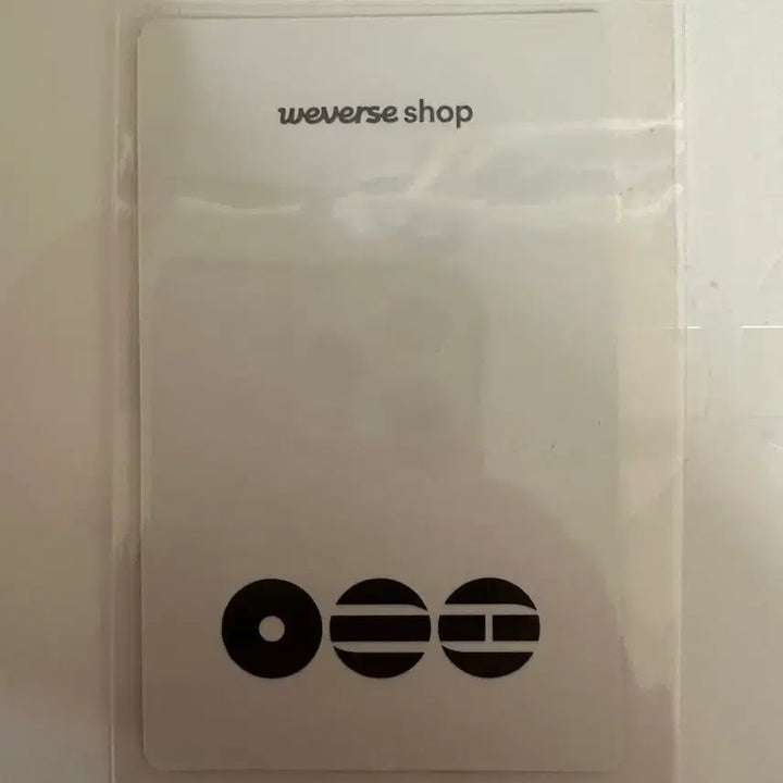 [SOLD OUT] BTS 아리랑 V 김태형 키링 + 포토카드 세트 판매합니다