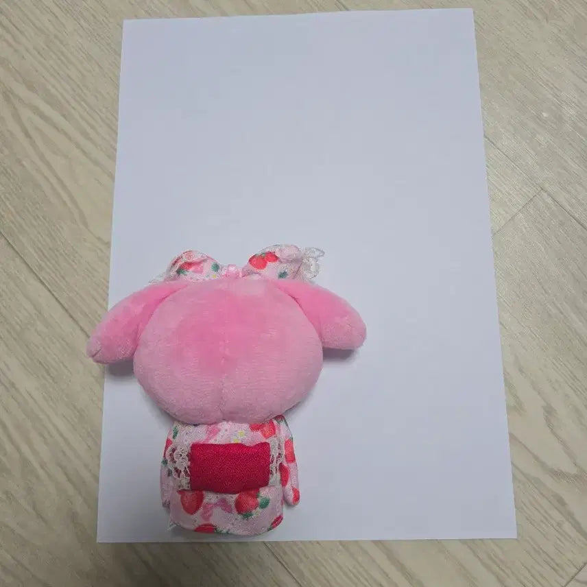 [BUNJANG] Sanrio Ichigo Kimono My Melody Plush Doll (2019) / 산리오 2019 딸기 기모노 마이멜로디 인형 팝니다.