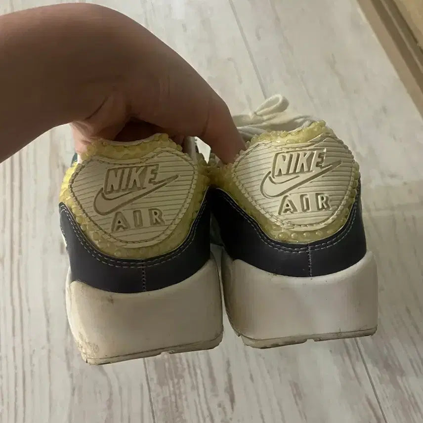 [BUNJANG] Nike Air Max 90 Bubble Pack White Sneakers (240) / 나이키 에어맥스 90 버블팩 화이트 운동화 스니커즈 240
