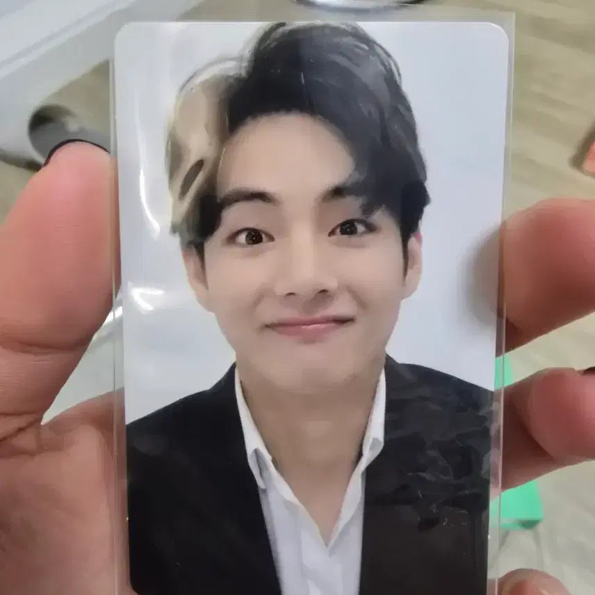 [BUNJANG] BTS V Memories 2020 DVD + Photocard / 방탄소년단 BTS Memories 메모리즈 DVD 2020 +뷔 포카