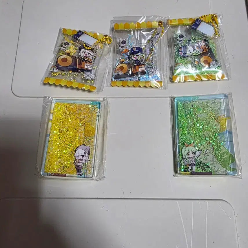 [SOLD OUT] 블루아카이브 맘스터치 콜라보 아크릴 키링 블럭 히카리 노조미 아오바