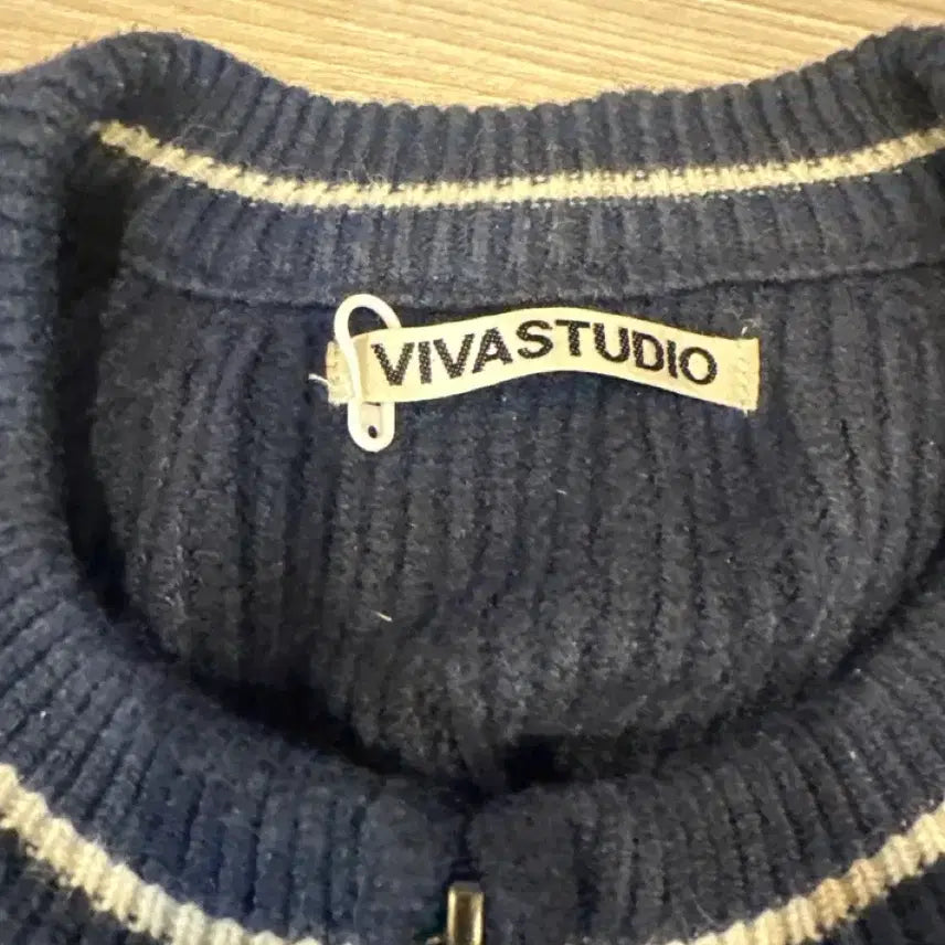 [BUNJANG] VIVASTUDIO Knit Zip-up Navy M / 비바스튜디오 니트 집업 네이비 M