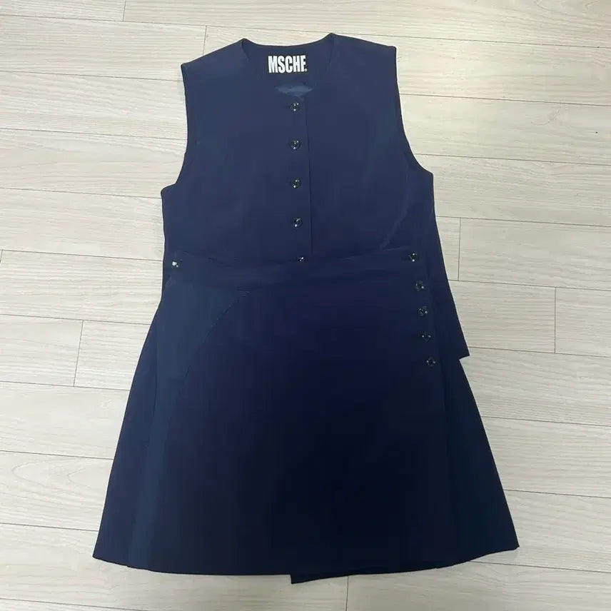 [BUNJANG] Mischief Missed Call Out Uniform Set / (미노이 착용) 미스치프 콜아웃 유니폼 세트