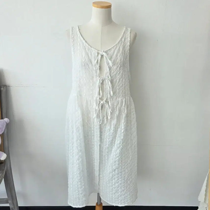 [SOLD OUT] 빈티지 만원샵 화이트 러블리 롱 뷔스티에