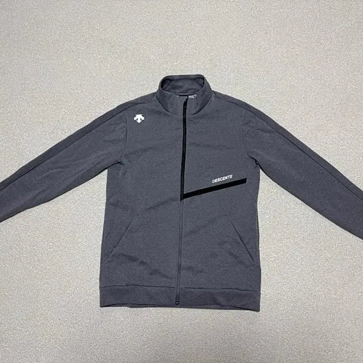 [BUNJANG] Descente Men&