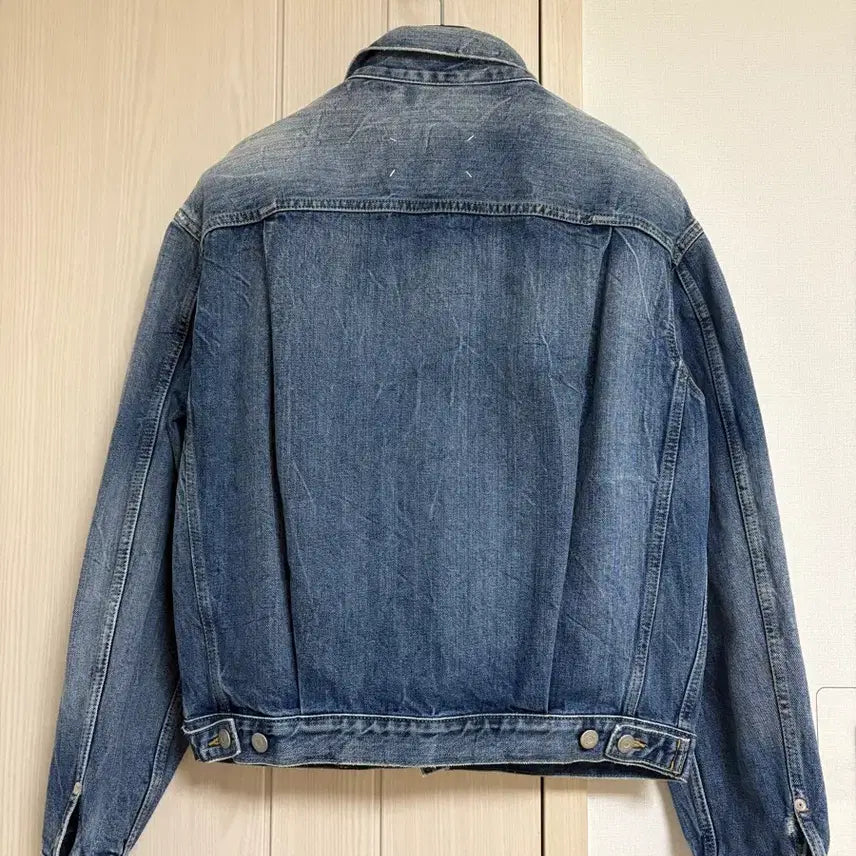 [BUNJANG] Maison Margiela Distressed Denim Jacket / 메종마르지엘라 디스트로이드 데님자켓