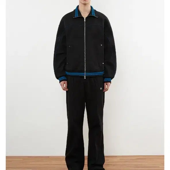 [SOLD OUT] 키뮤어 파이핑 트랙 집업 2사이즈