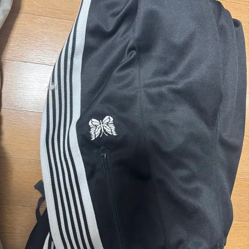 [BUNJANG] Needles Track Pants S Size / 니들스 트랙팬츠 S사이즈