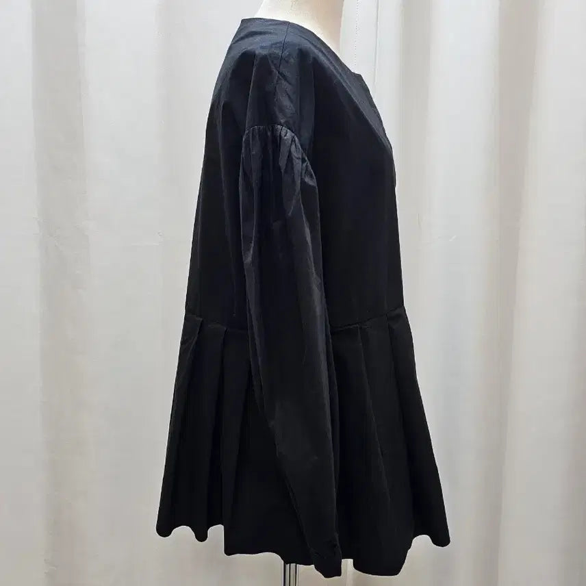 [BUNJANG] Ooh La La Black Puff Sleeve Pleated Dress / 오어 블랙 퍼프소매 플리츠 원피스