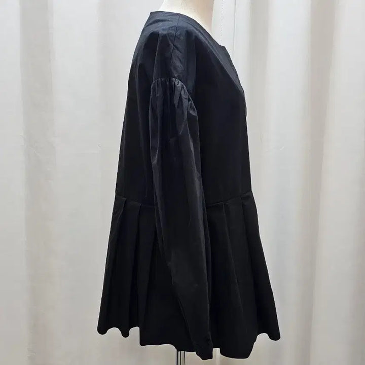 [BUNJANG] Ooh La La Black Puff Sleeve Pleated Dress / 오어 블랙 퍼프소매 플리츠 원피스