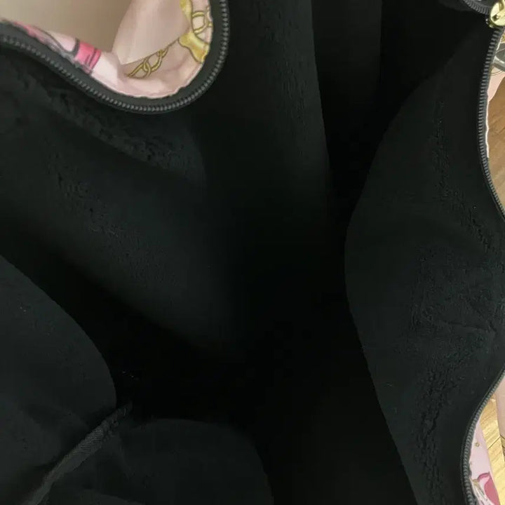 [SOLD OUT] Ma*rs 갸루 퍼퓸 핑크 새틴 빅 숄더백 히메오네 핀터깔 헤이