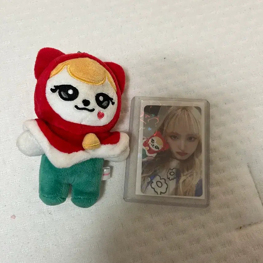 [BUNJANG] IVE Liz Christmas Doll Photocard / 크리스마스 아이브 리즈 인형 포카 판매