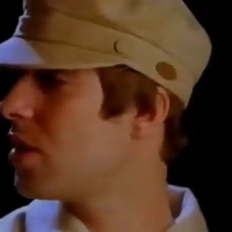 [BUNJANG] Kangol Beige Corduroy Lennon Hat (1996) / [레어템] 1996년 캉골 베이지 코듀로이 레논모자