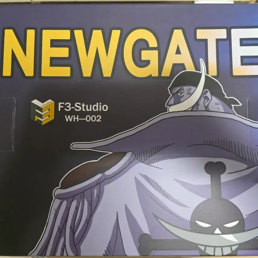 [BUNJANG] F3-STUDIO Whitebeard Figure / [개봉양품][F3-STUDIO] 원피스 사황 좌상 흰수염 팝니다.