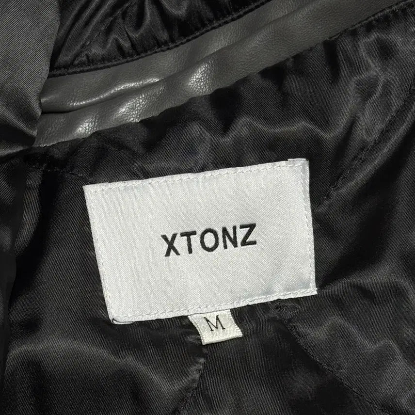 [BUNJANG] M-XTONZ Wool Skull Varsity Jacket / M-XTONZ 엑스톤즈 울 해골 바시티