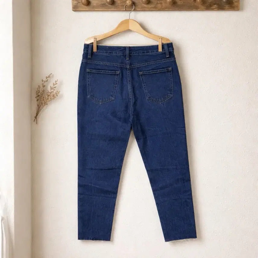 [BUNJANG] Dark Wash Denim Jeans / 새상품:) 아방한 진청색 데님 청바지