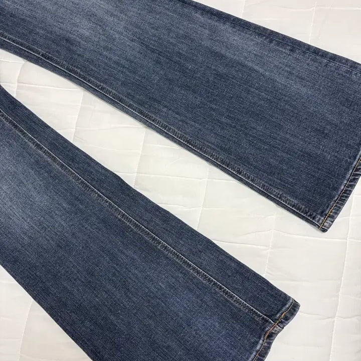 [SOLD OUT] 스파오 부츠컷진