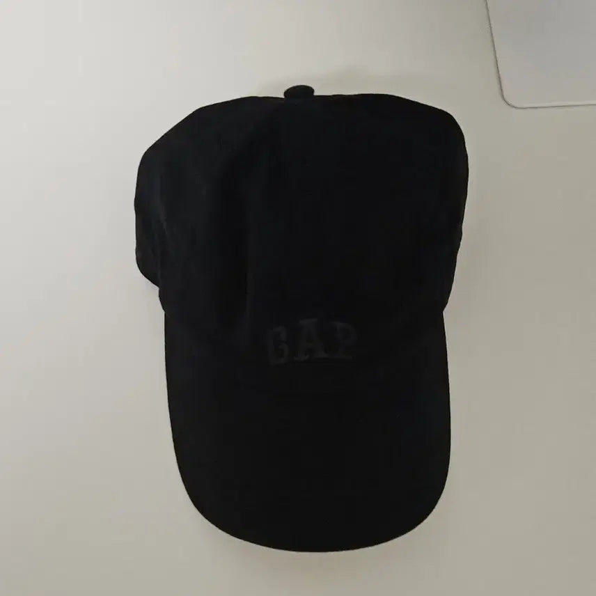 [BUNJANG] Gap Micro Logo Embroidered Ball Cap / 갭 마이크로 로고 자수 볼캡 교신가능 김고은