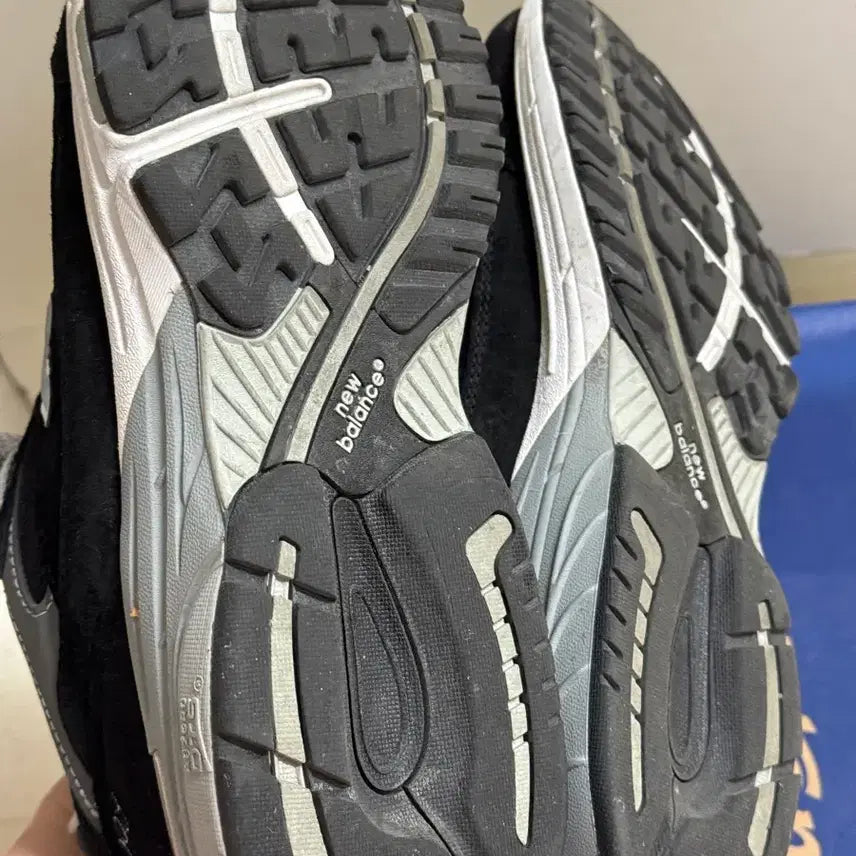 [SOLD OUT] 뉴발란스 993 블랙 275 2E