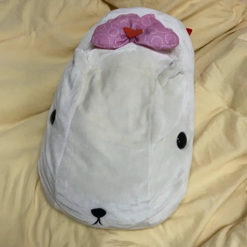 [BUNJANG] Classic Capybara 90cm Plush Doll with Ribbon / 고전 카피바라상 90cm 초대형 인형 리본 화이트상