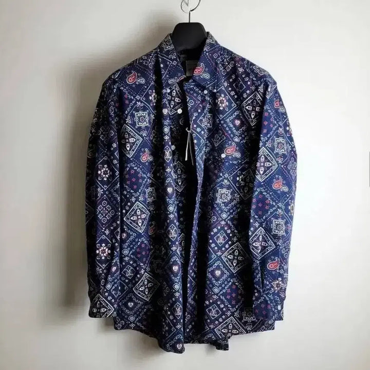 [BUNJANG] G.F.N Deep Navy Bandana Paisley Shirt / G.F.N 딥네이비 반다나 페이즐리 셔츠