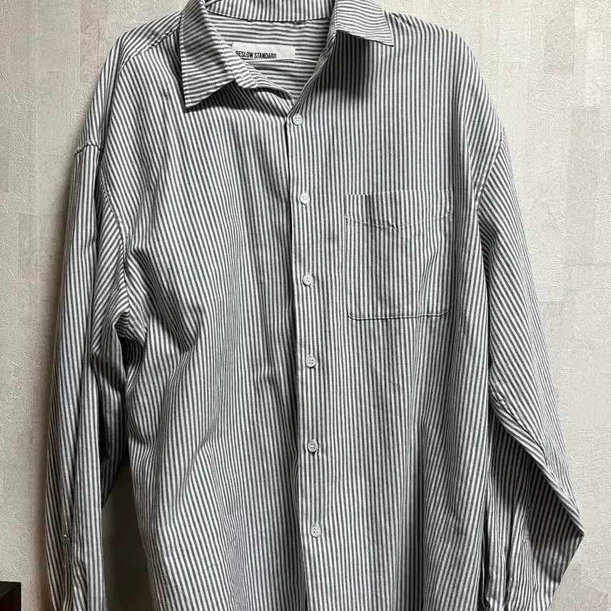 [BUNJANG] BeSlow Standard Stripe Shirt / 비슬로우 스탠다드 스트라이프셔츠