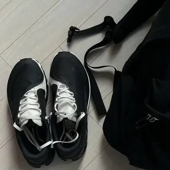 [BUNJANG] Onrunning Cloudmonster Running Shoes 255 / 온러닝 파프[255/새상품 퀄리티]