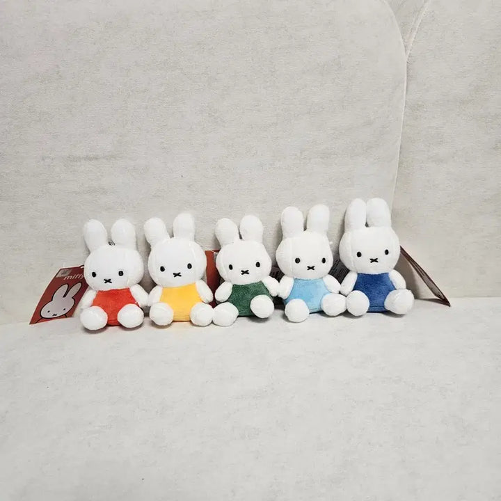 [BUNJANG] Miffy Plush Keychain Green / 미피 인형 키링 그린