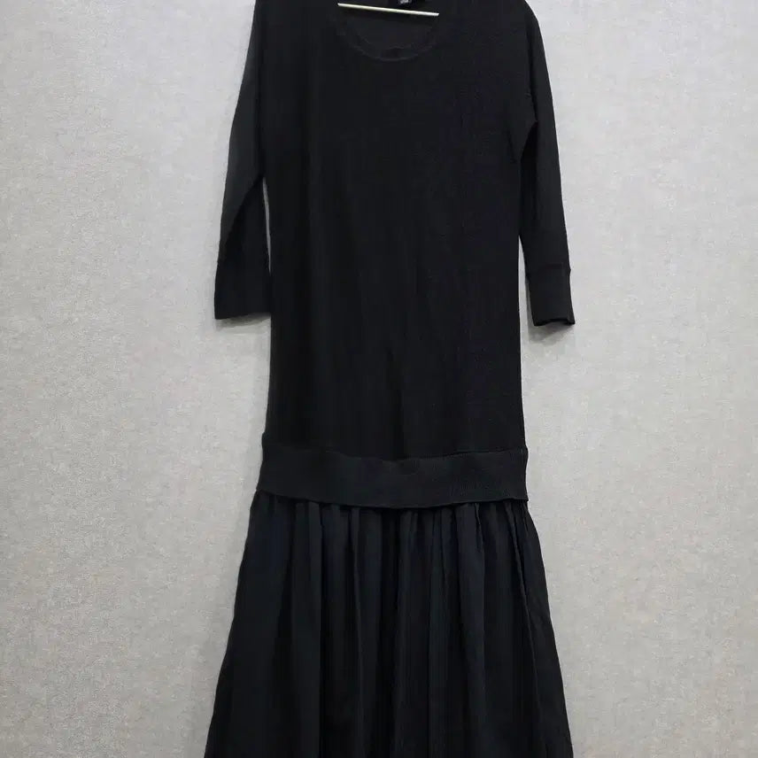 [BUNJANG] DKNY Silk Black Knit Pleated Dress / DKNY 실크 블랙 니트 플리츠 원피스