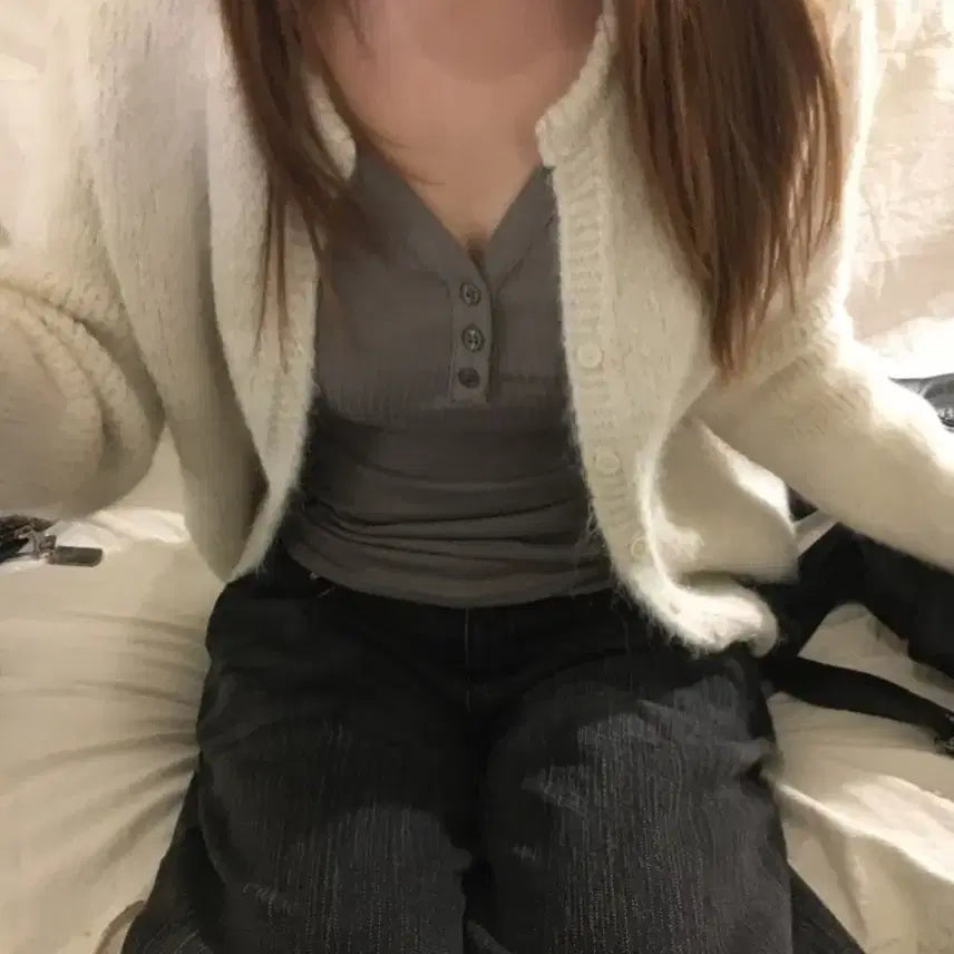 [BUNJANG] Our Cabinet Mocchi Basic Cardigan / 아워캐비넷 모찌 베이직 가디건