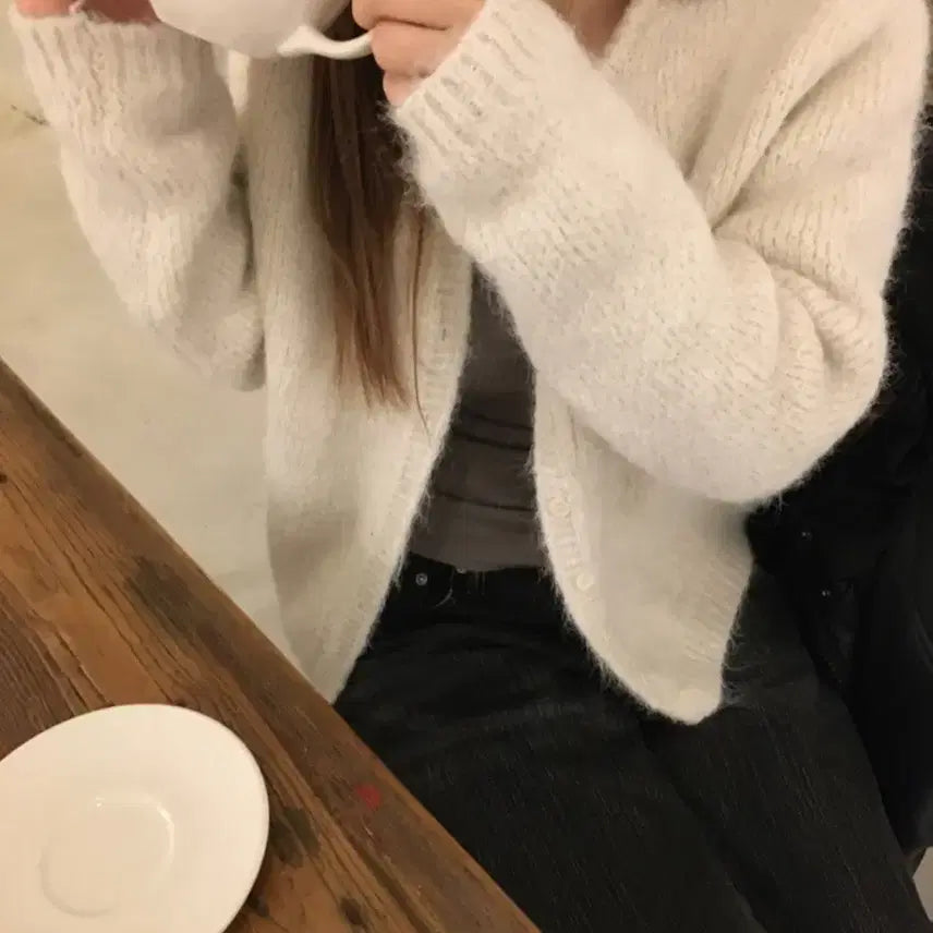[BUNJANG] Our Cabinet Mocchi Basic Cardigan / 아워캐비넷 모찌 베이직 가디건