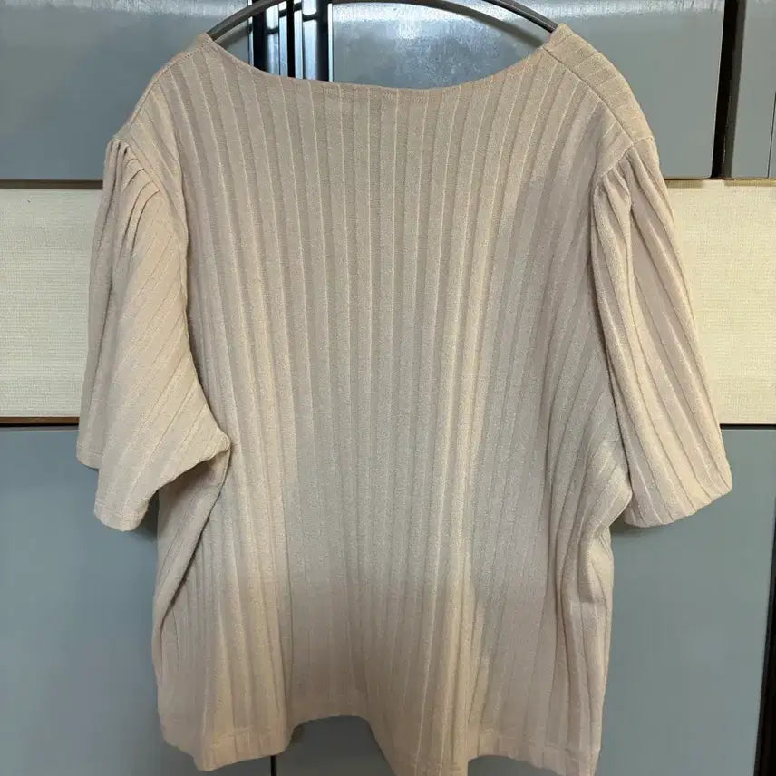 [BUNJANG] Delivvy Big Size Light Beige Short Sleeve T-Shirt (New) / 델리비 빅사이즈 연베이지 반팔티 (새옷/88-100사이즈)