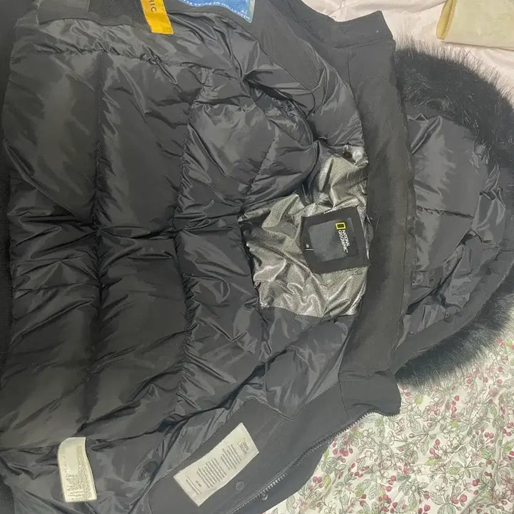 [BUNJANG] National Geographic Duck Down Padded Jacket / 네셔널지오그래픽 오리털 패딩 판매합니다