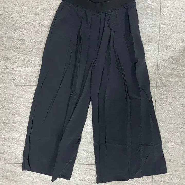 [BUNJANG] Black Banding Wide Pants / 블랙 밴딩 와이드 팬츠