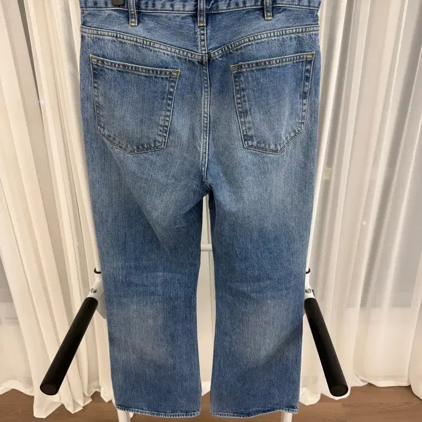 [BUNJANG] ZIRA Flare Jeans Bootcut Denim Pants / 지라 플레어진 부츠컷 데님 팬츠 40사이즈(30사이즈-31사이즈) 팝니다