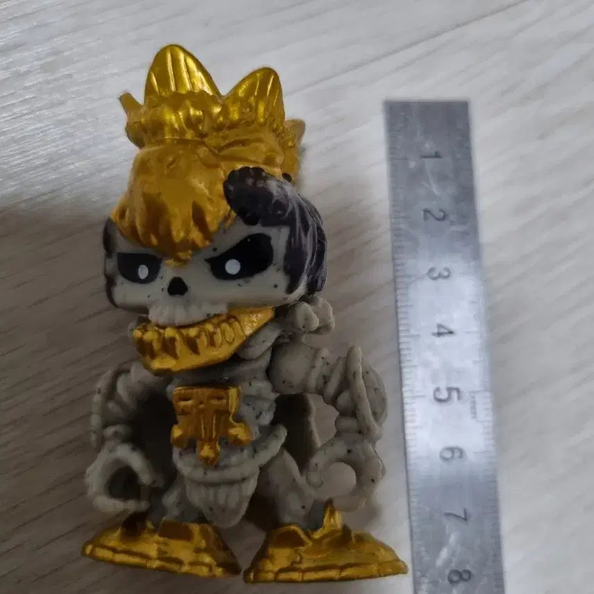 [BUNJANG] Treasure X Dino Dinos King Figure / 트레져X 디노 해골왕 피규어