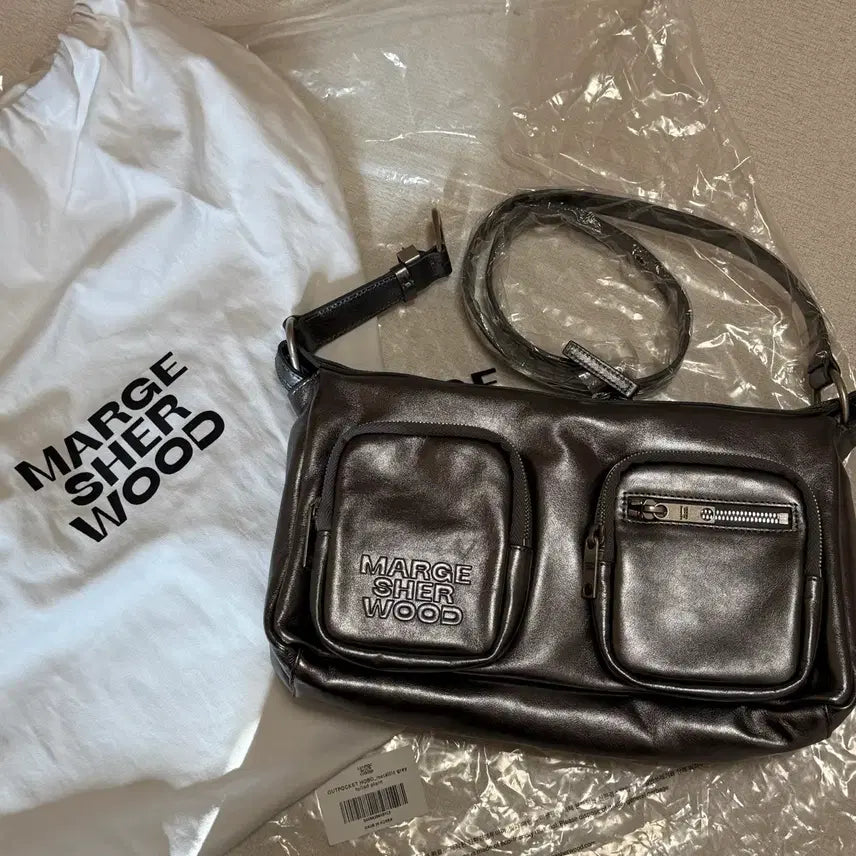 [BUNJANG] Margesherwood Out Pocket Hobo Bag - Metallic Gray / 마지셔우드 아웃 포켓 호보백_메탈릭 그레이