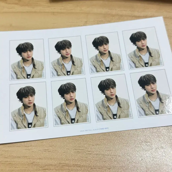 [BUNJANG] iKON Yunhyeong TAKE OFF 3rd Album Photo / iKON 3집 TAKE OFF 윤형 증명사진