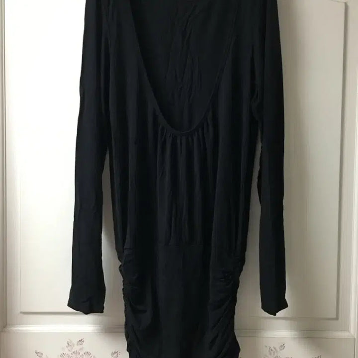 [BUNJANG] Layered Loose Shirring U-Neck T-Shirt (Black) / 실사o)이어닝 LAYERED LOOSE SHIRRING U-NECK T