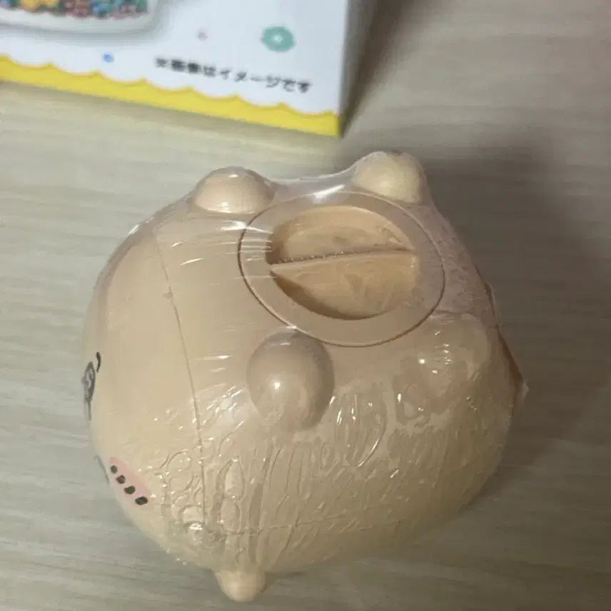 [SOLD OUT] 먼작귀 치이카와 미니 저금통 가챠 모몽가 쿠리만쥬 새상품