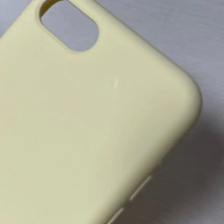 [BUNJANG] iPhone 7/8/SE2 Lemon Yellow Case / 아이폰 7/8/SE2 레몬색 케이스