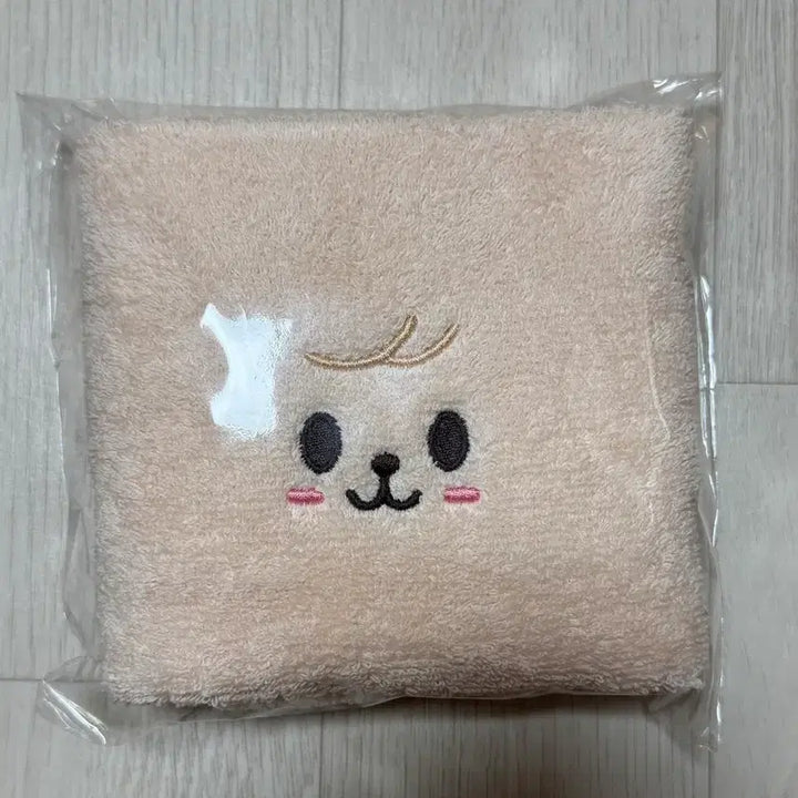[BUNJANG] Stray Kids Fanmeeting Pufim Hand Towel / 스키즈 팬미팅 입장기프트 퍼핌 핸드타월 수건