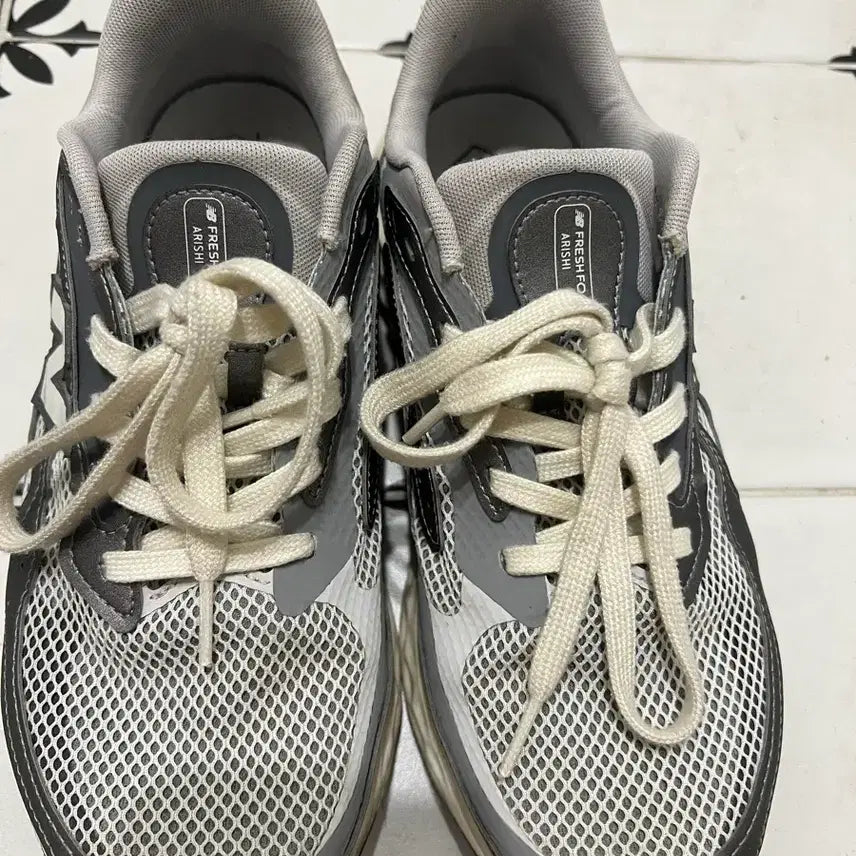 [BUNJANG] New Balance Arishi v4 260 Running Shoes / 뉴발란스 아리쉬v4 260